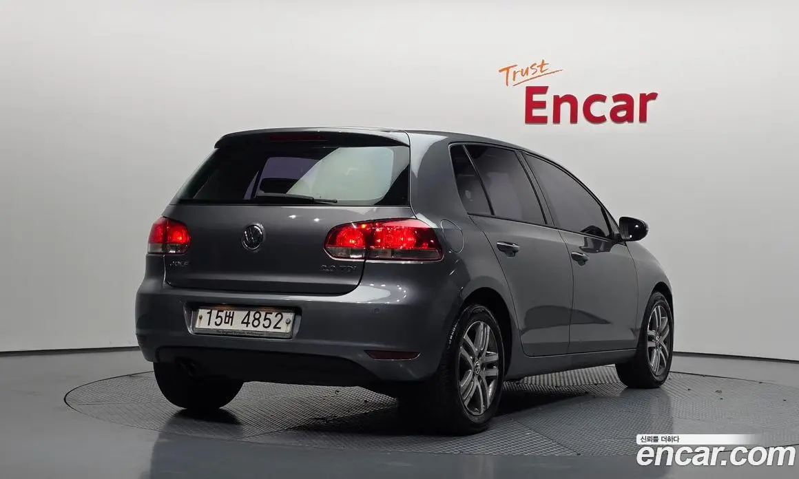 Volkswagen Golf 2011 2.0 автомат (гидро), фото 2 Volkswagen Golf 2011 2.0 автомат (гидро), фото 2