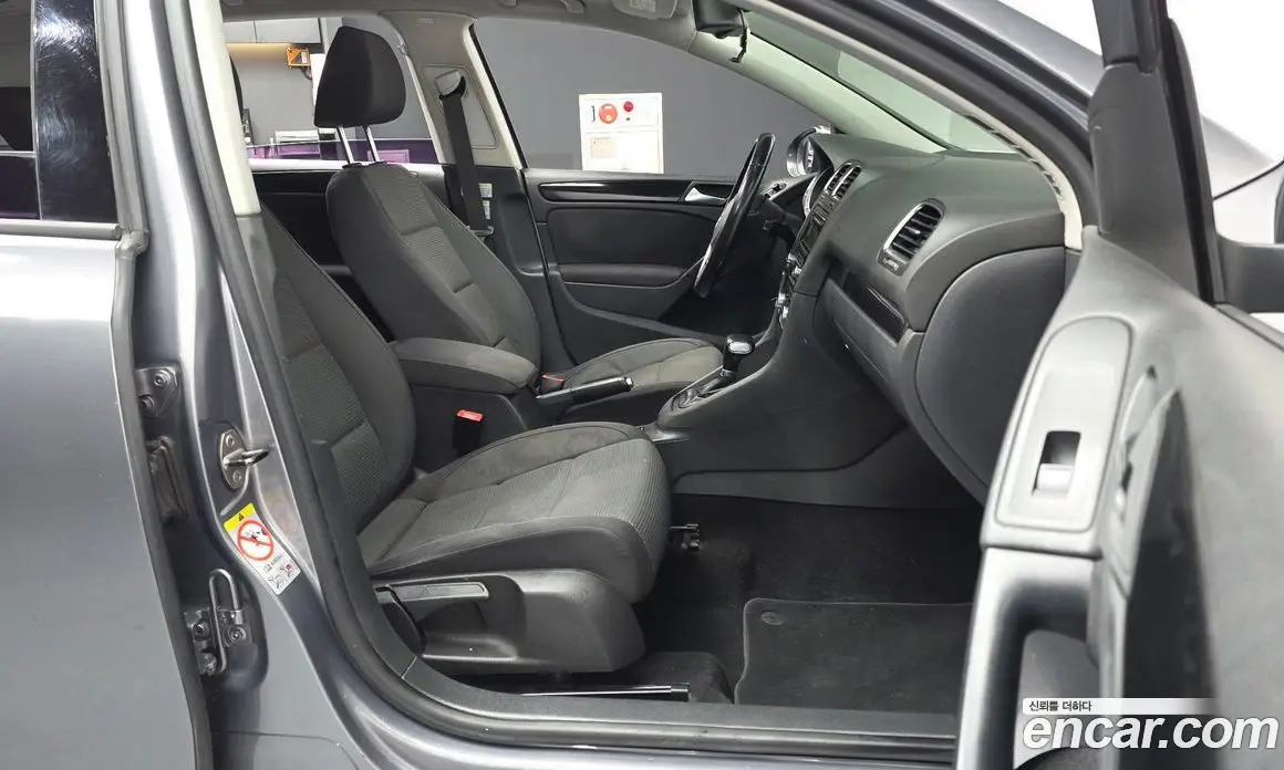 Volkswagen Golf 2011 2.0 автомат (гидро), фото 11 Volkswagen Golf 2011 2.0 автомат (гидро), фото 11