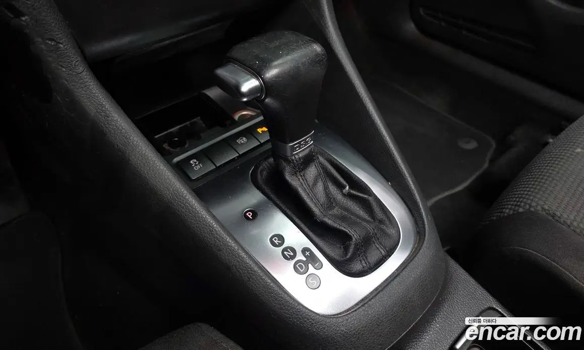 Volkswagen Golf 2011 2.0 автомат (гидро), фото 9 Volkswagen Golf 2011 2.0 автомат (гидро), фото 9