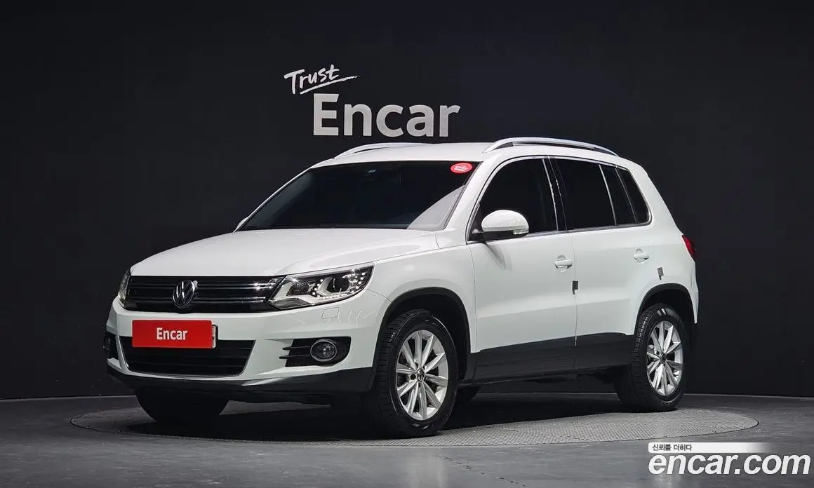 Volkswagen Tiguan 2015 2.0 автомат (гидро), фото 1 Volkswagen Tiguan 2015 2.0 автомат (гидро), фото 1