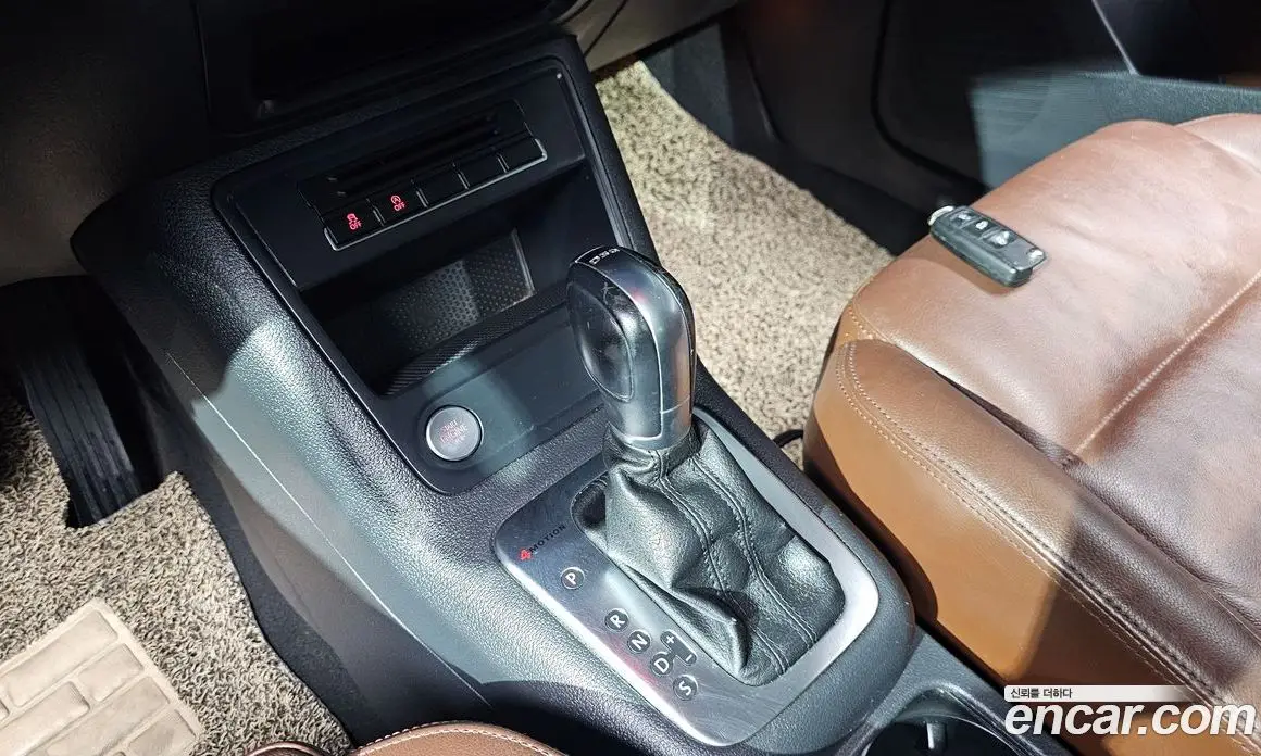 Volkswagen Tiguan 2015 2.0 автомат (гидро), фото 9 Volkswagen Tiguan 2015 2.0 автомат (гидро), фото 9