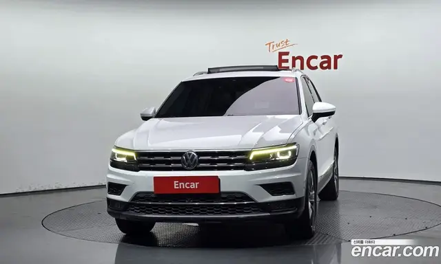 Volkswagen Tiguan 2018 2.0 автомат (гидро), миниатюра 3