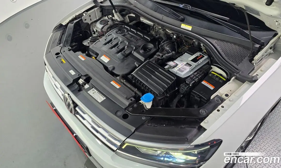Volkswagen Tiguan 2018 2.0 автомат (гидро), фото 6