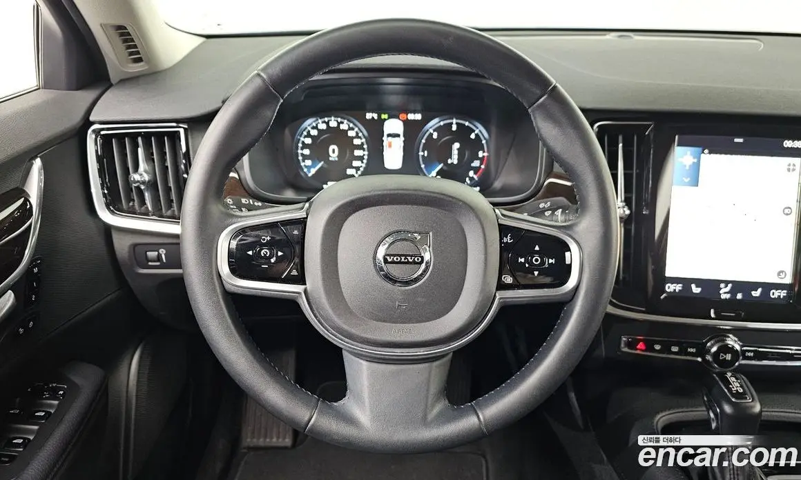 Volvo S90 2017 2.0 автомат (гидро), фото 14 Volvo S90 2017 2.0 автомат (гидро), фото 14