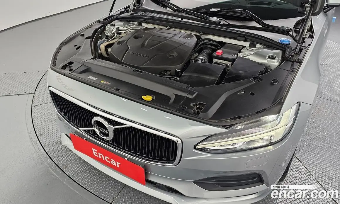 Volvo S90 2017 2.0 автомат (гидро), фото 6 Volvo S90 2017 2.0 автомат (гидро), фото 6