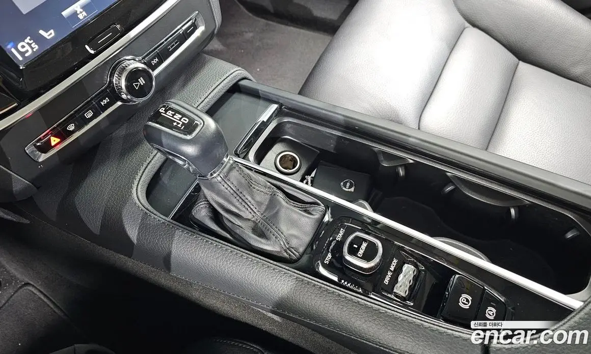 Volvo S90 2017 2.0 автомат (гидро), фото 9 Volvo S90 2017 2.0 автомат (гидро), фото 9