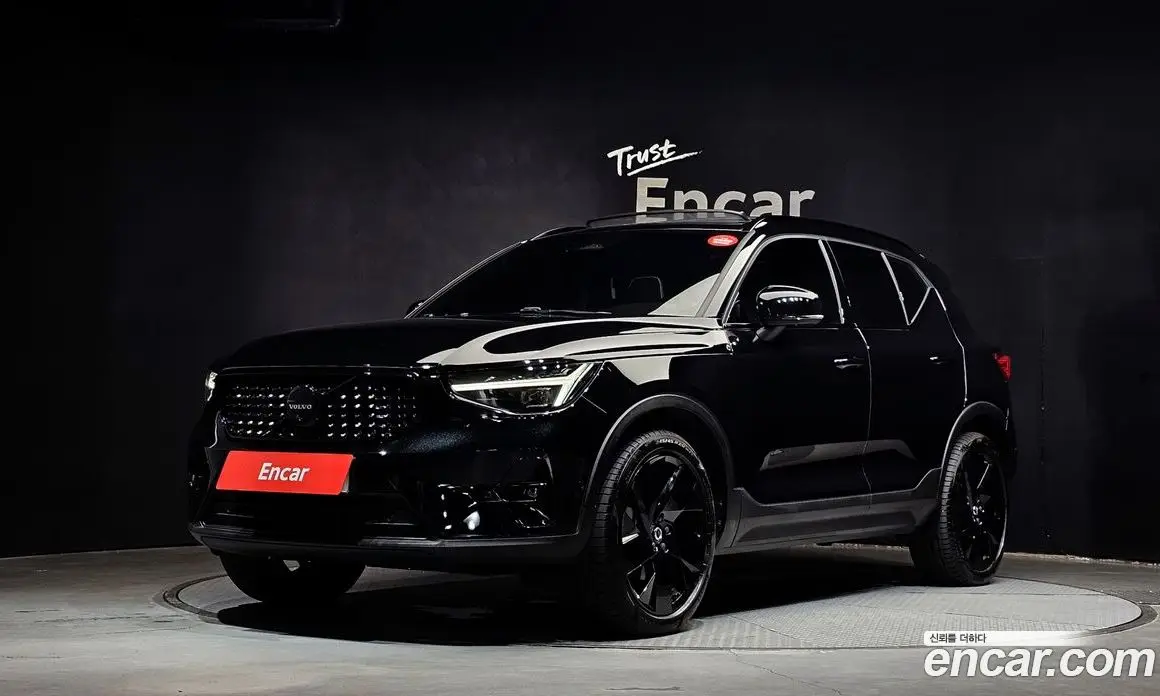 Volvo XC40 2024 2.0 автомат (гидро), фото 1 Volvo XC40 2024 2.0 автомат (гидро), фото 1