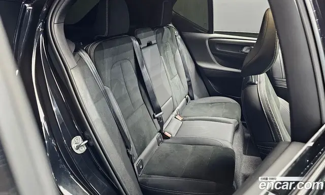 Volvo XC40 2024 2.0 автомат (гидро), миниатюра 11 Volvo XC40 2024 2.0 автомат (гидро), миниатюра 11