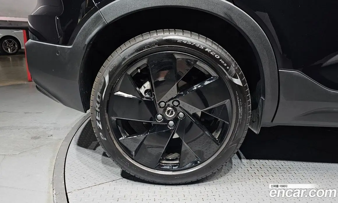 Volvo XC40 2024 2.0 автомат (гидро), фото 5 Volvo XC40 2024 2.0 автомат (гидро), фото 5
