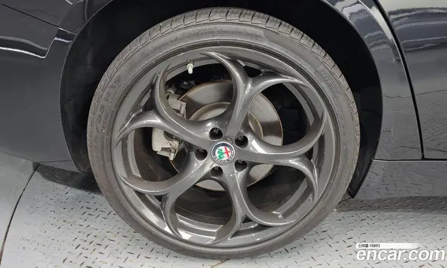 Alfa Romeo Giulia 2017 2.0 автомат (гидро), миниатюра 5