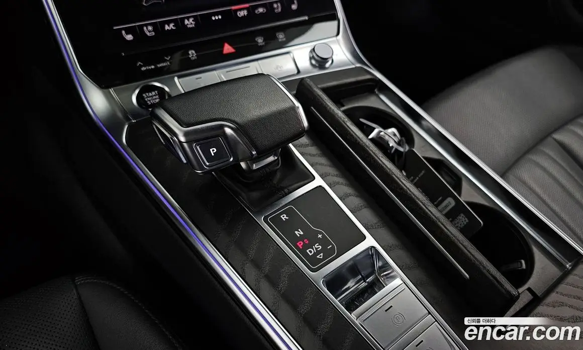Audi A6 2023 2.0 автомат (гидро), фото 9
