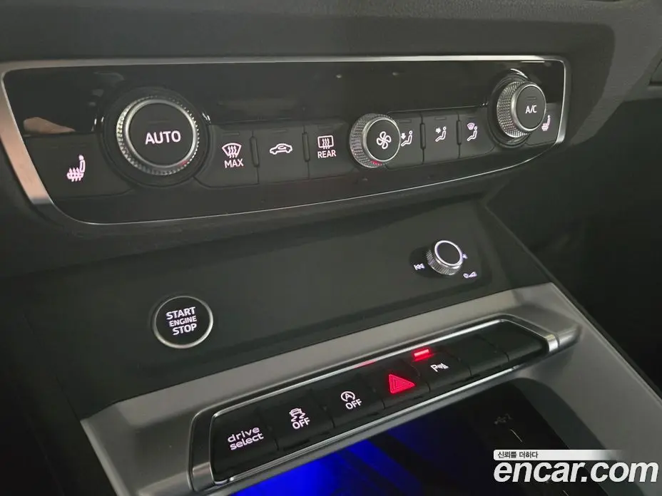 Audi Q3 2025 2.0 автомат (гидро), фото 12 Audi Q3 2025 2.0 автомат (гидро), фото 12