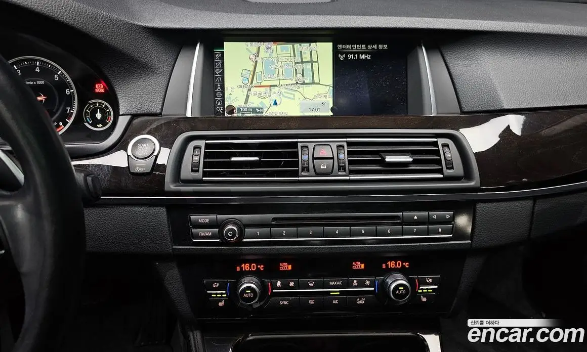 BMW 5 серия 2015 2.0 автомат (гидро), фото 14