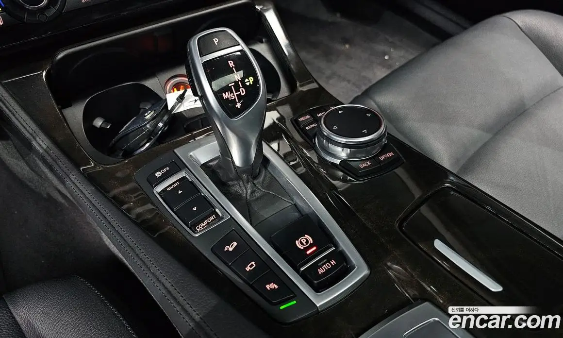 BMW 5 серия 2015 2.0 автомат (гидро), фото 9