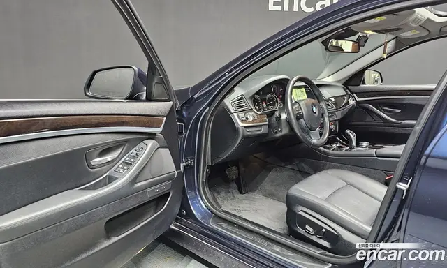 BMW 5 серия 2015 2.0 автомат (гидро), миниатюра 10