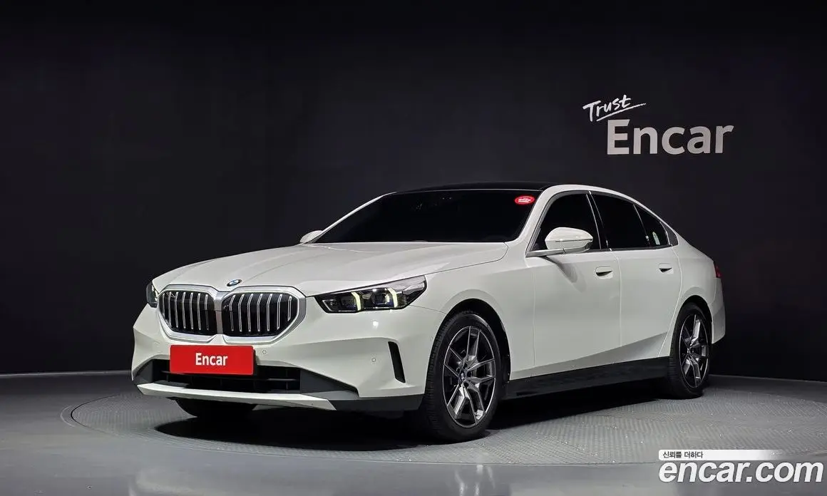 BMW 5 серия 2023 2.0 автомат (гидро), фото 1 BMW 5 серия 2023 2.0 автомат (гидро), фото 1