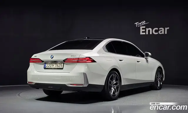 BMW 5 серия 2023 2.0 автомат (гидро), миниатюра 2 BMW 5 серия 2023 2.0 автомат (гидро), миниатюра 2