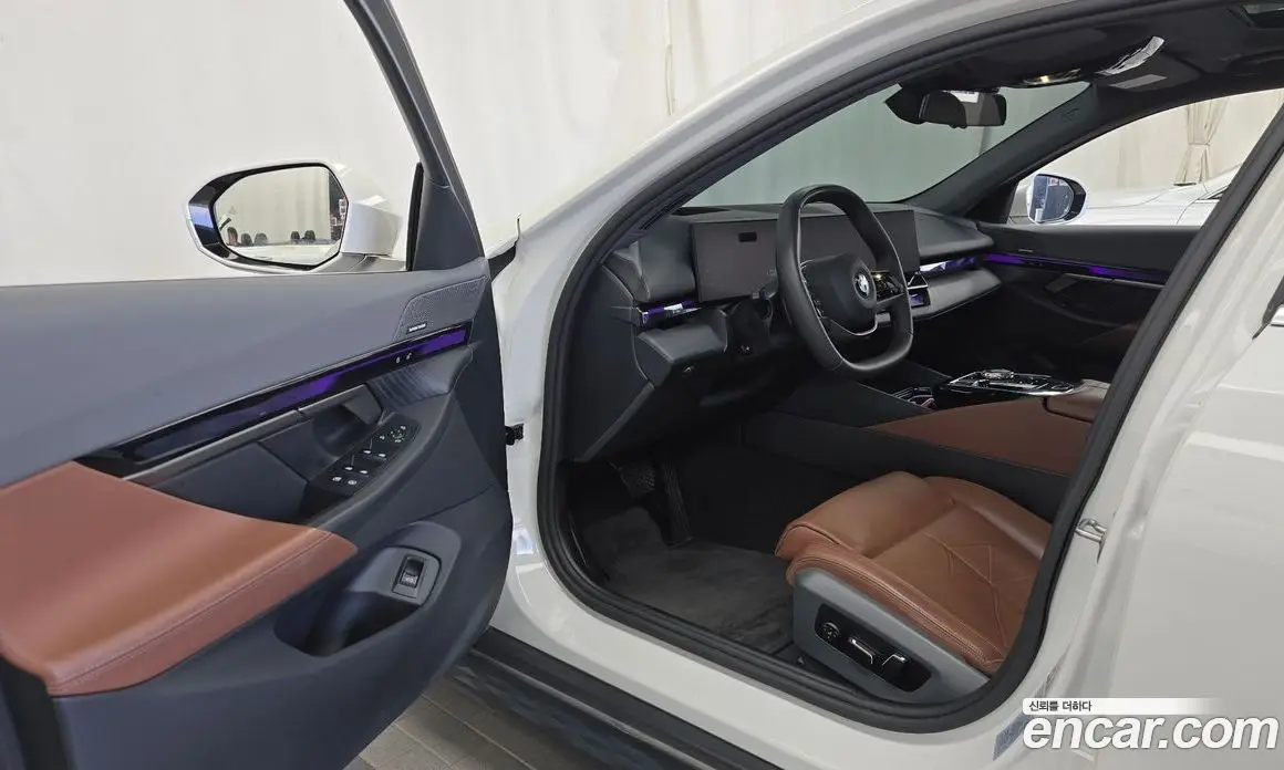 BMW 5 серия 2023 2.0 автомат (гидро), фото 10 BMW 5 серия 2023 2.0 автомат (гидро), фото 10