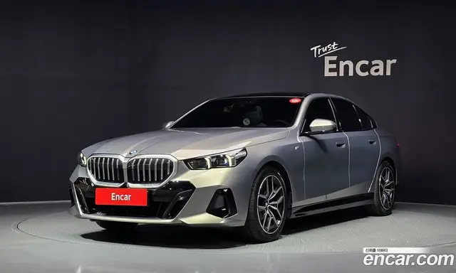 BMW 5 серия, 2025, 9 823 км