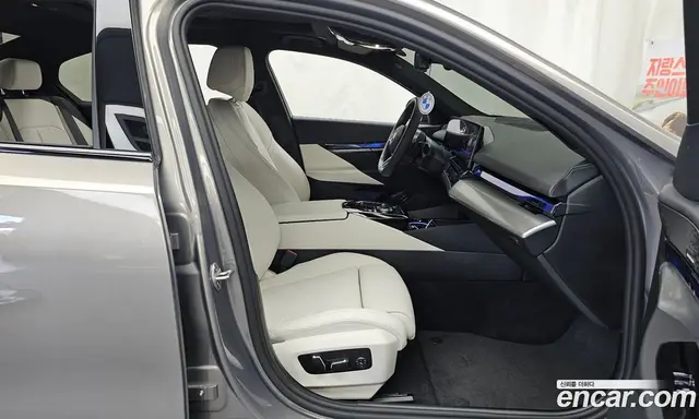BMW 5 серия 2025 2.0 автомат (гидро), миниатюра 11 BMW 5 серия 2025 2.0 автомат (гидро), миниатюра 11