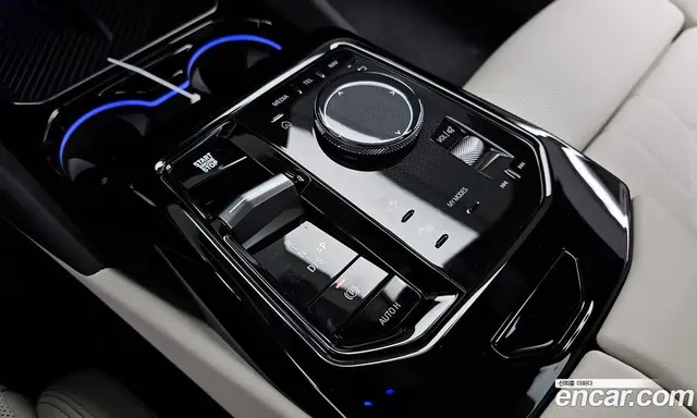 BMW 5 серия 2025 2.0 автомат (гидро), миниатюра 9 BMW 5 серия 2025 2.0 автомат (гидро), миниатюра 9