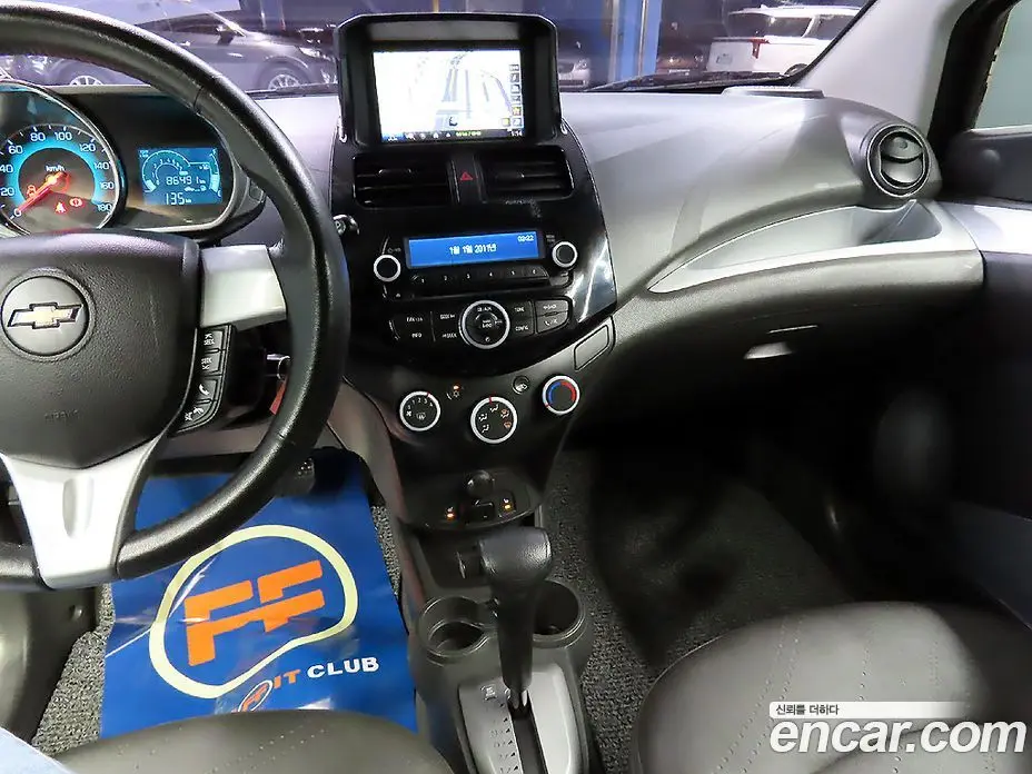 Chevrolet Spark 2014 1.0 автомат (гидро), фото 12