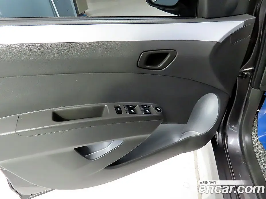 Chevrolet Spark 2014 1.0 автомат (гидро), фото 15