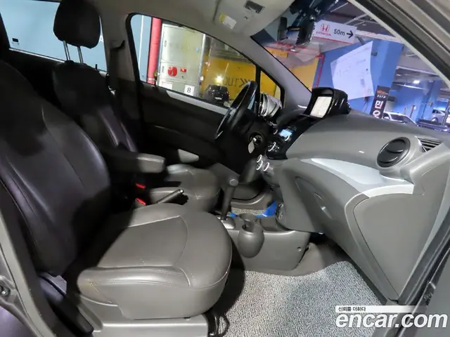 Chevrolet Spark 2014 1.0 автомат (гидро), миниатюра 8