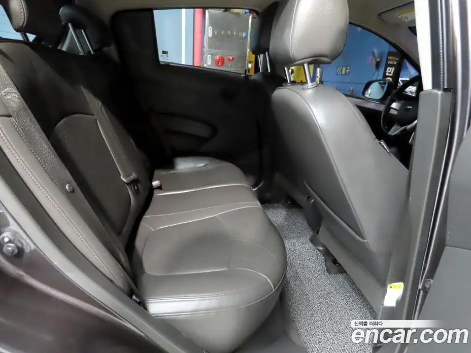 Chevrolet Spark 2014 1.0 автомат (гидро), фото 9