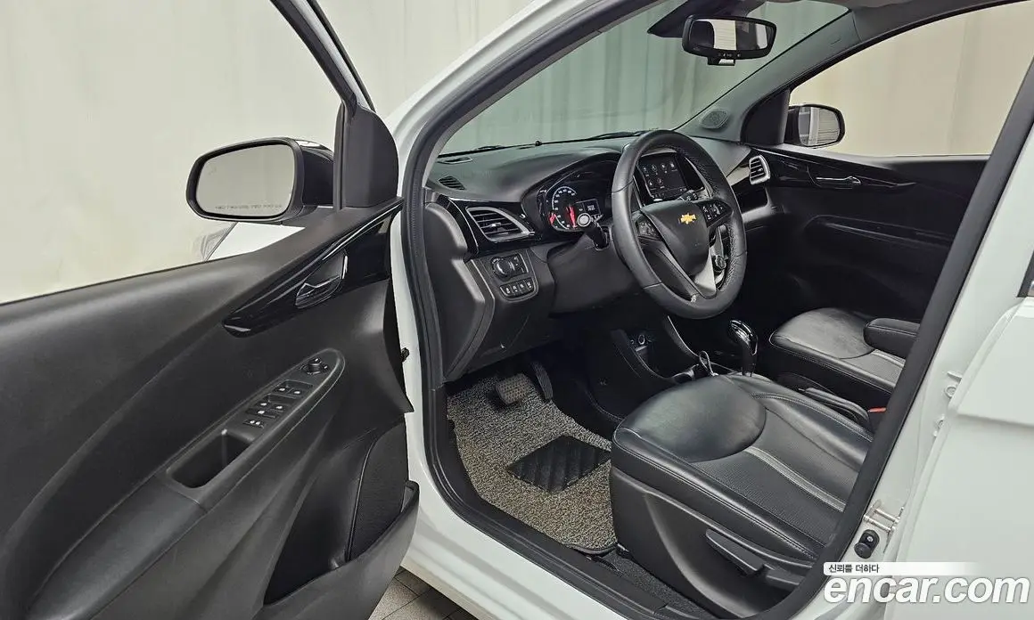 Chevrolet Spark 2019 1.0 автомат (гидро), фото 10
