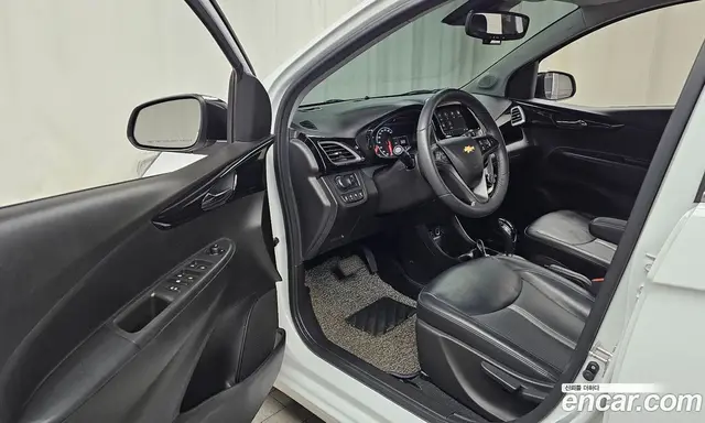 Chevrolet Spark 2019 1.0 автомат (гидро), миниатюра 10
