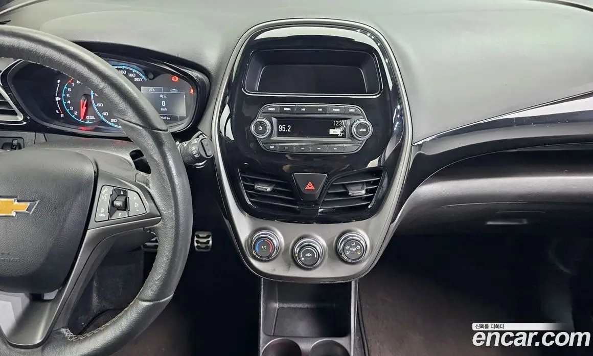 Chevrolet Spark 2020 1.0 механика, фото 17
