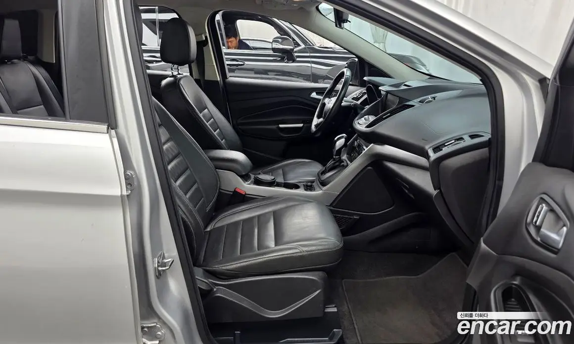 Ford Escape 2015 2.0 автомат (гидро), фото 11