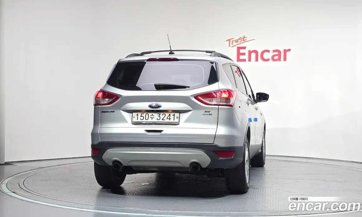 Ford Escape 2015 2.0 автомат (гидро), фото 4