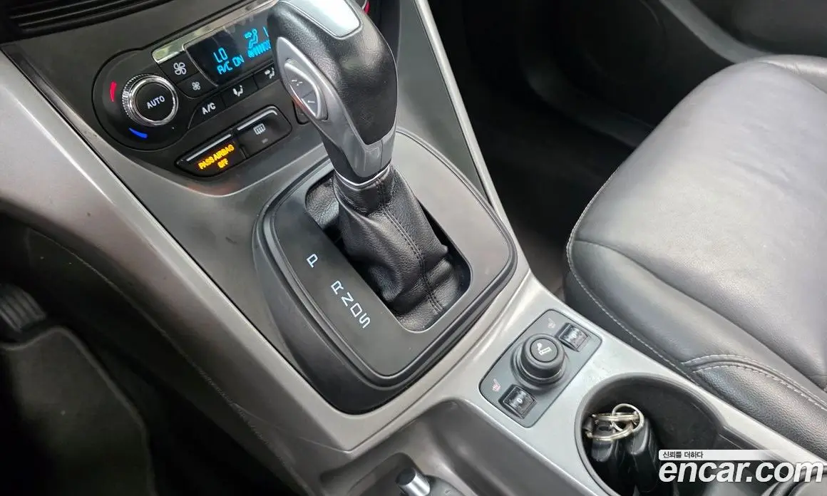 Ford Escape 2015 2.0 автомат (гидро), фото 9