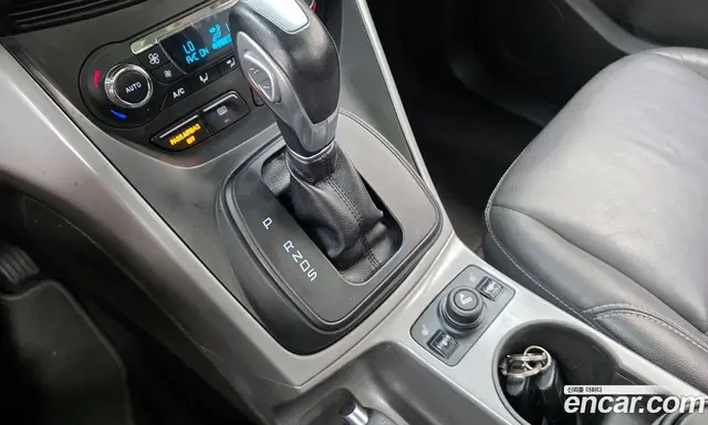 Ford Escape 2015 2.0 автомат (гидро), миниатюра 9