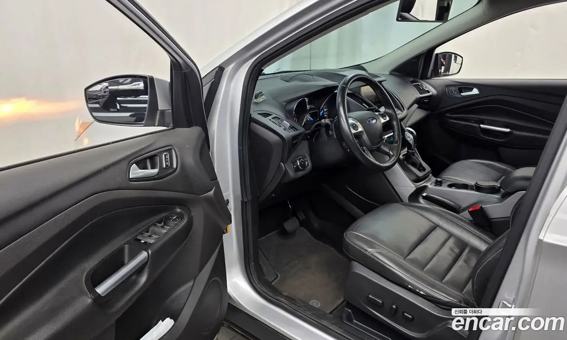 Ford Escape 2015 2.0 автомат (гидро), фото 10