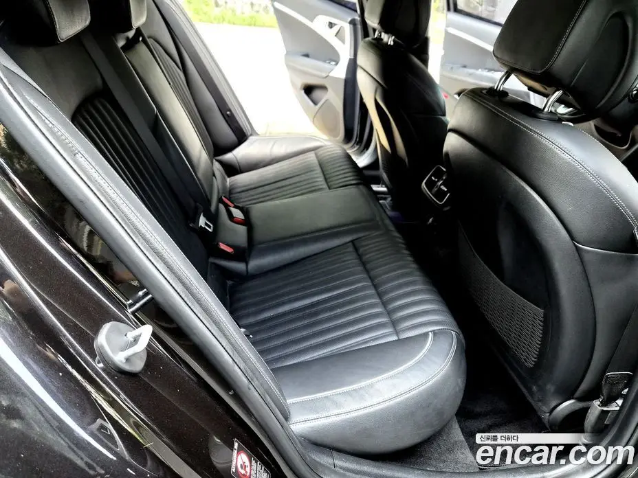 Genesis G70 2017 2.0 автомат (гидро), фото 13