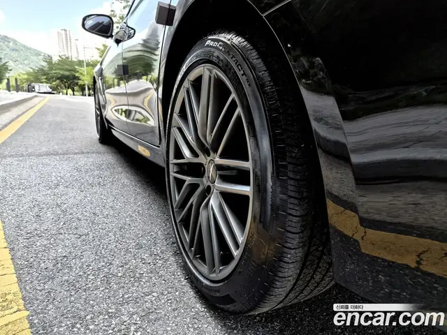 Genesis G70 2017 2.0 автомат (гидро), миниатюра 7