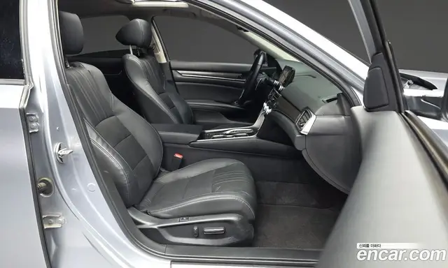 Honda Accord 2018 2.0 автомат (гидро), миниатюра 11 Honda Accord 2018 2.0 автомат (гидро), миниатюра 11