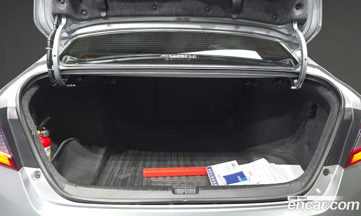 Honda Accord 2018 2.0 автомат (гидро), фото 20 Honda Accord 2018 2.0 автомат (гидро), фото 20