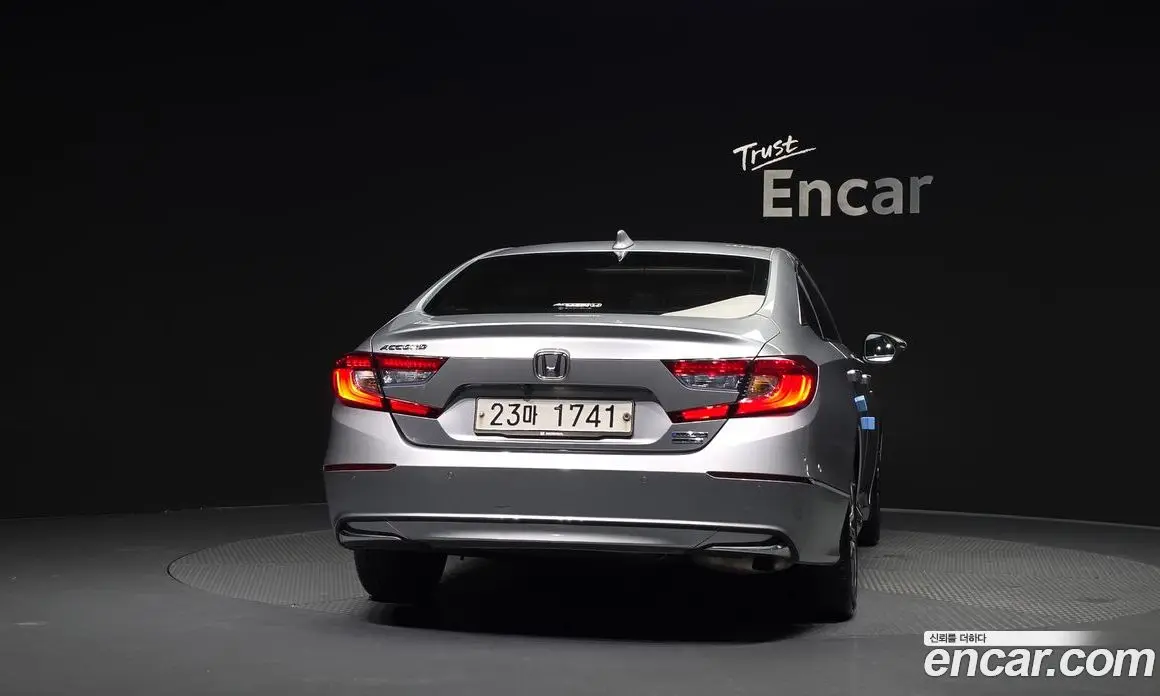 Honda Accord 2018 2.0 автомат (гидро), фото 4 Honda Accord 2018 2.0 автомат (гидро), фото 4