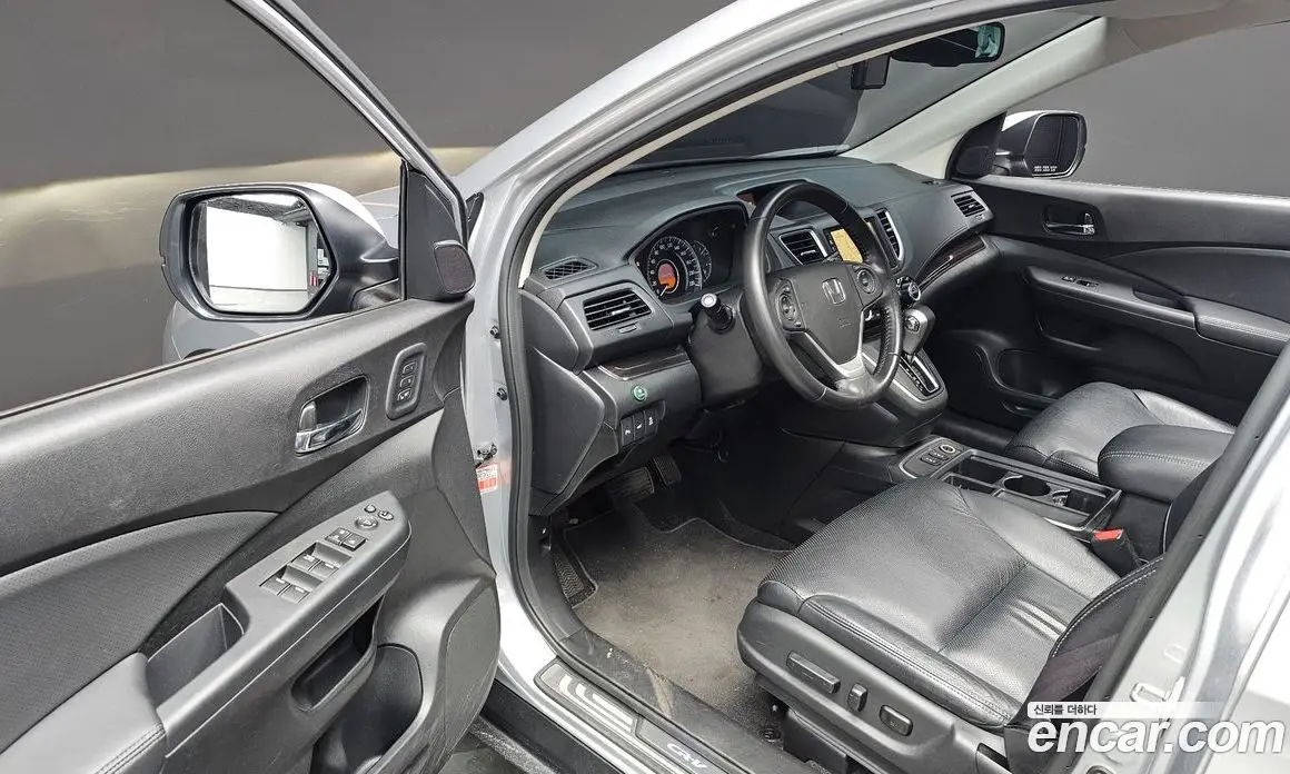 Honda CR-V 2016 2.4 автомат (гидро), фото 12 Honda CR-V 2016 2.4 автомат (гидро), фото 12