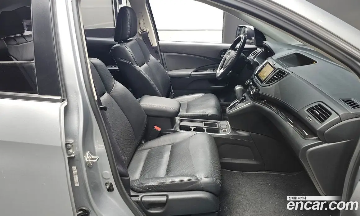 Honda CR-V 2016 2.4 автомат (гидро), фото 10 Honda CR-V 2016 2.4 автомат (гидро), фото 10