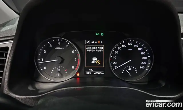 Hyundai Avante 2016 1.6 автомат (гидро), миниатюра 8
