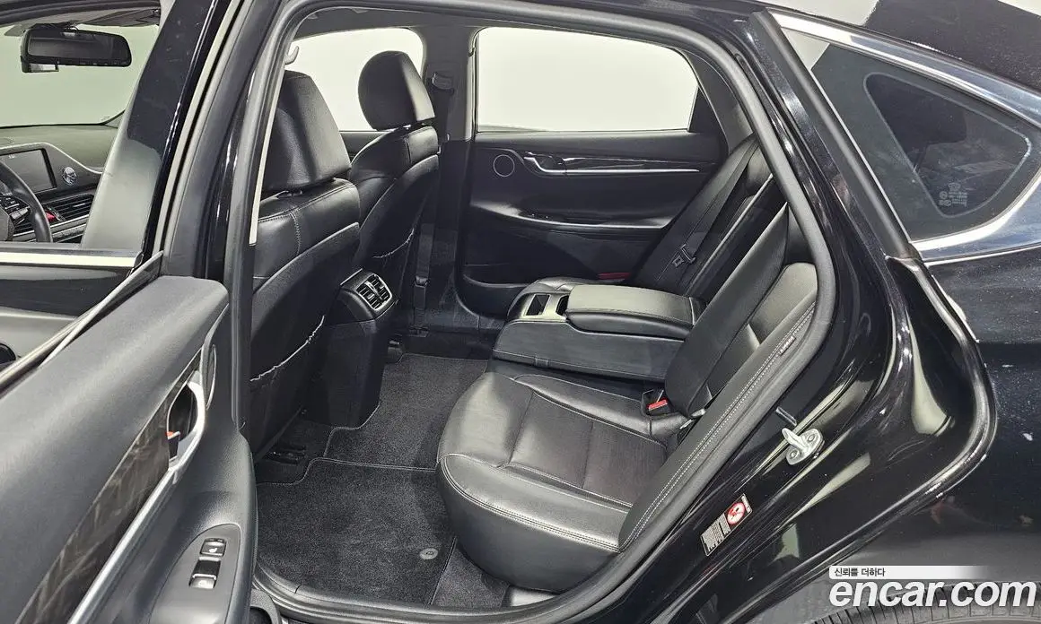 Hyundai Grandeur 2018 3.0 автомат (гидро), фото 11 Hyundai Grandeur 2018 3.0 автомат (гидро), фото 11