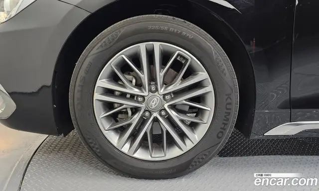 Hyundai Grandeur 2018 3.0 автомат (гидро), миниатюра 5 Hyundai Grandeur 2018 3.0 автомат (гидро), миниатюра 5