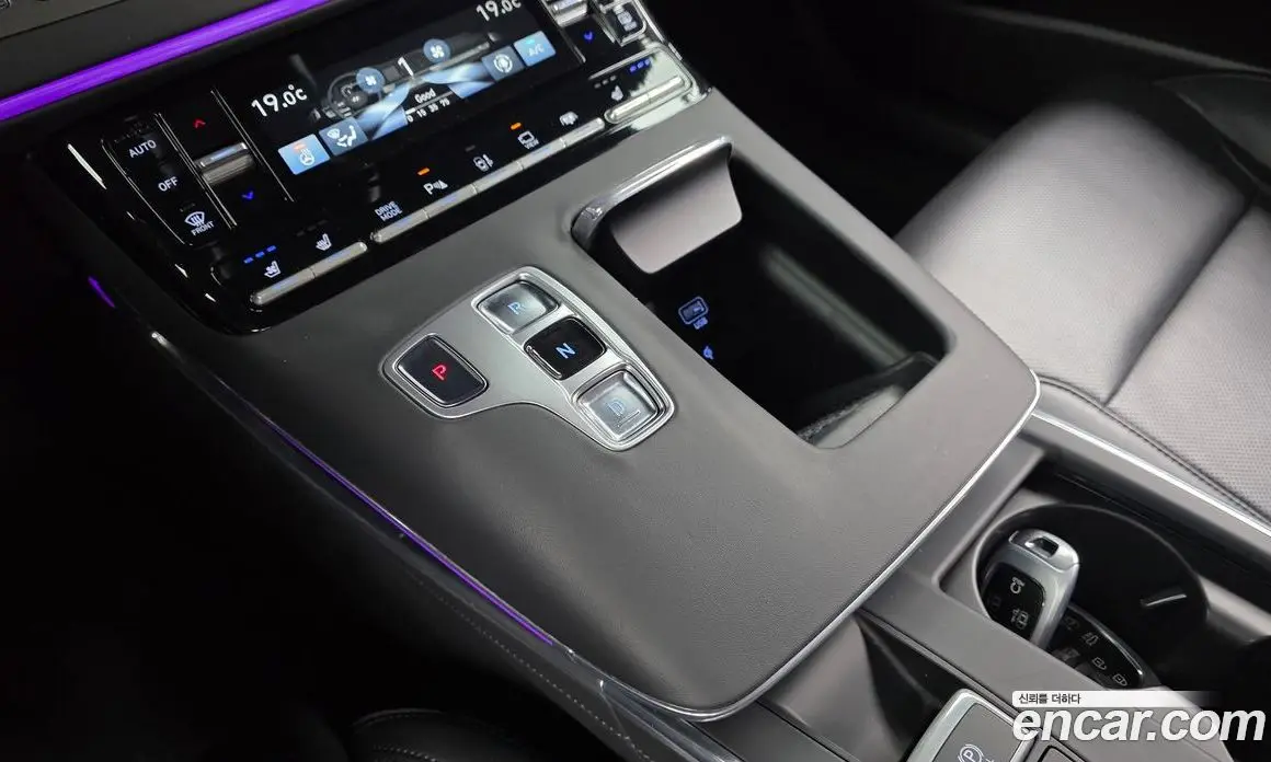 Hyundai Grandeur 2021 3.3 автомат (гидро), фото 9