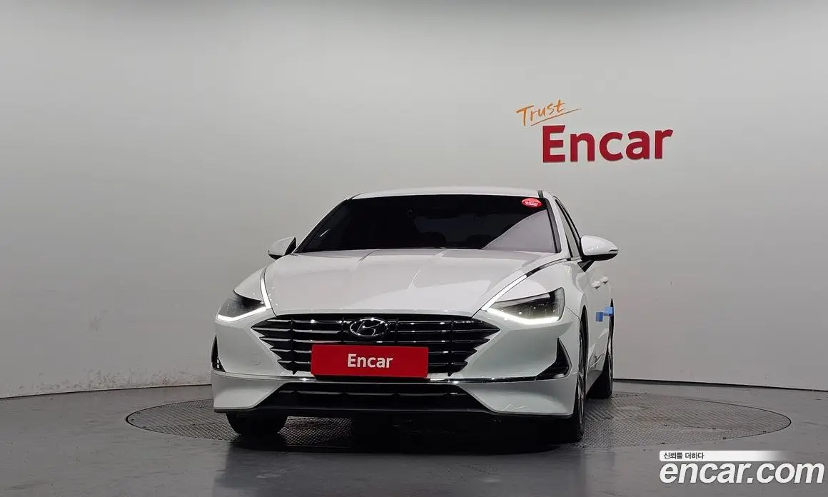 Hyundai Sonata 2019 2.0 автомат (гидро), фото 3 Hyundai Sonata 2019 2.0 автомат (гидро), фото 3