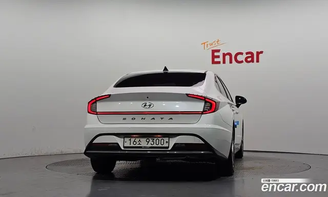 Hyundai Sonata 2019 2.0 автомат (гидро), миниатюра 4 Hyundai Sonata 2019 2.0 автомат (гидро), миниатюра 4